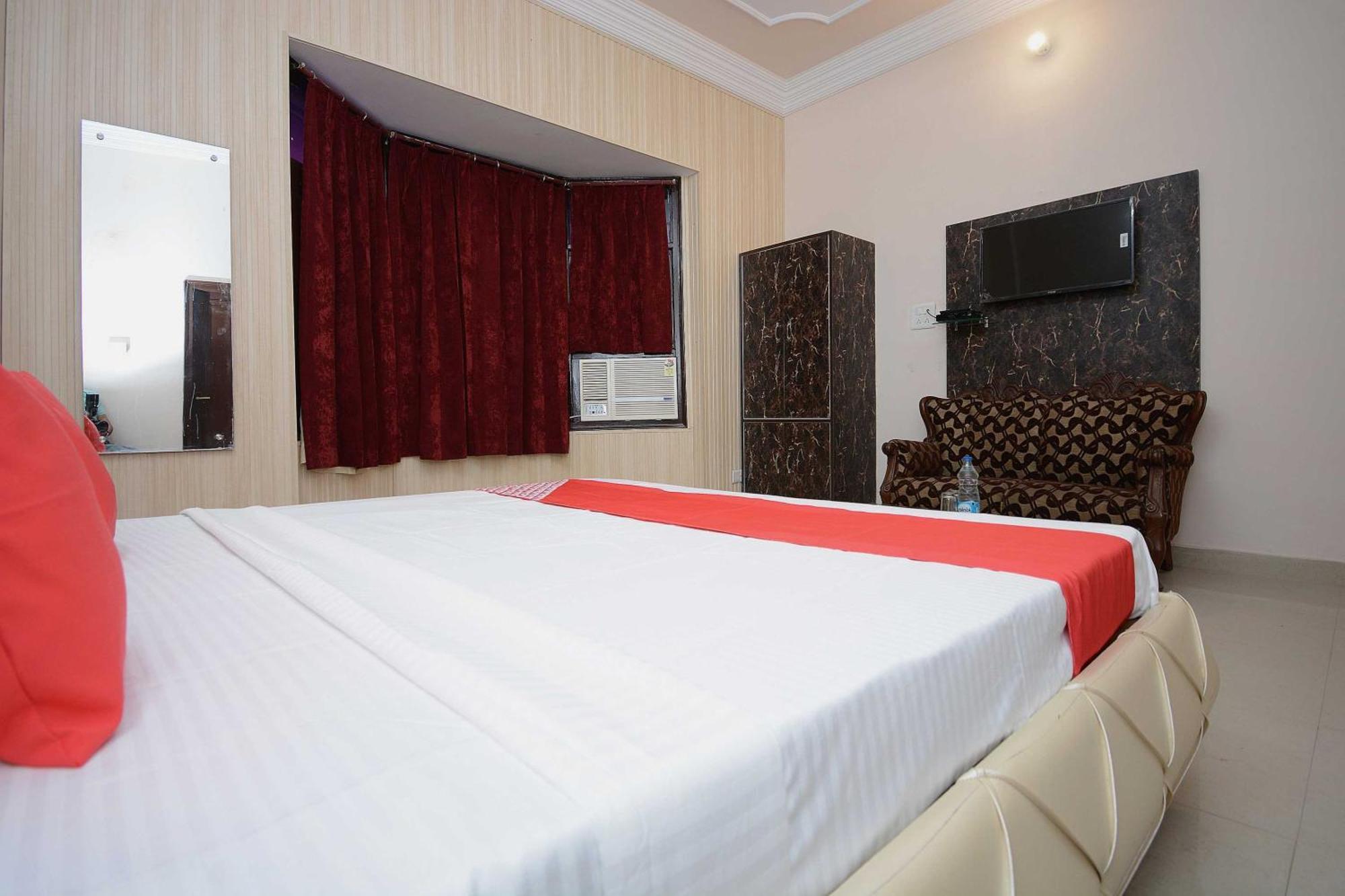 Hotel Asia Palace Pathānkot Εξωτερικό φωτογραφία