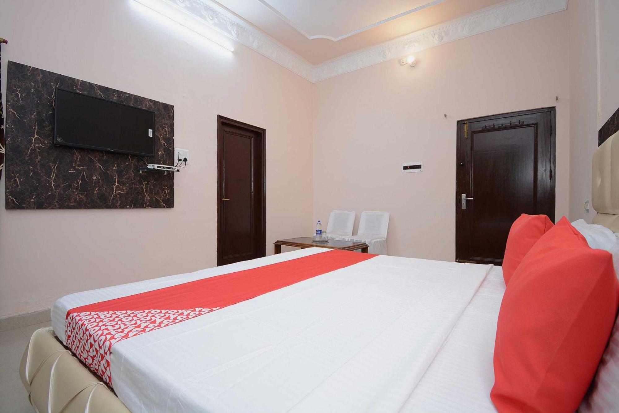 Hotel Asia Palace Pathānkot Εξωτερικό φωτογραφία