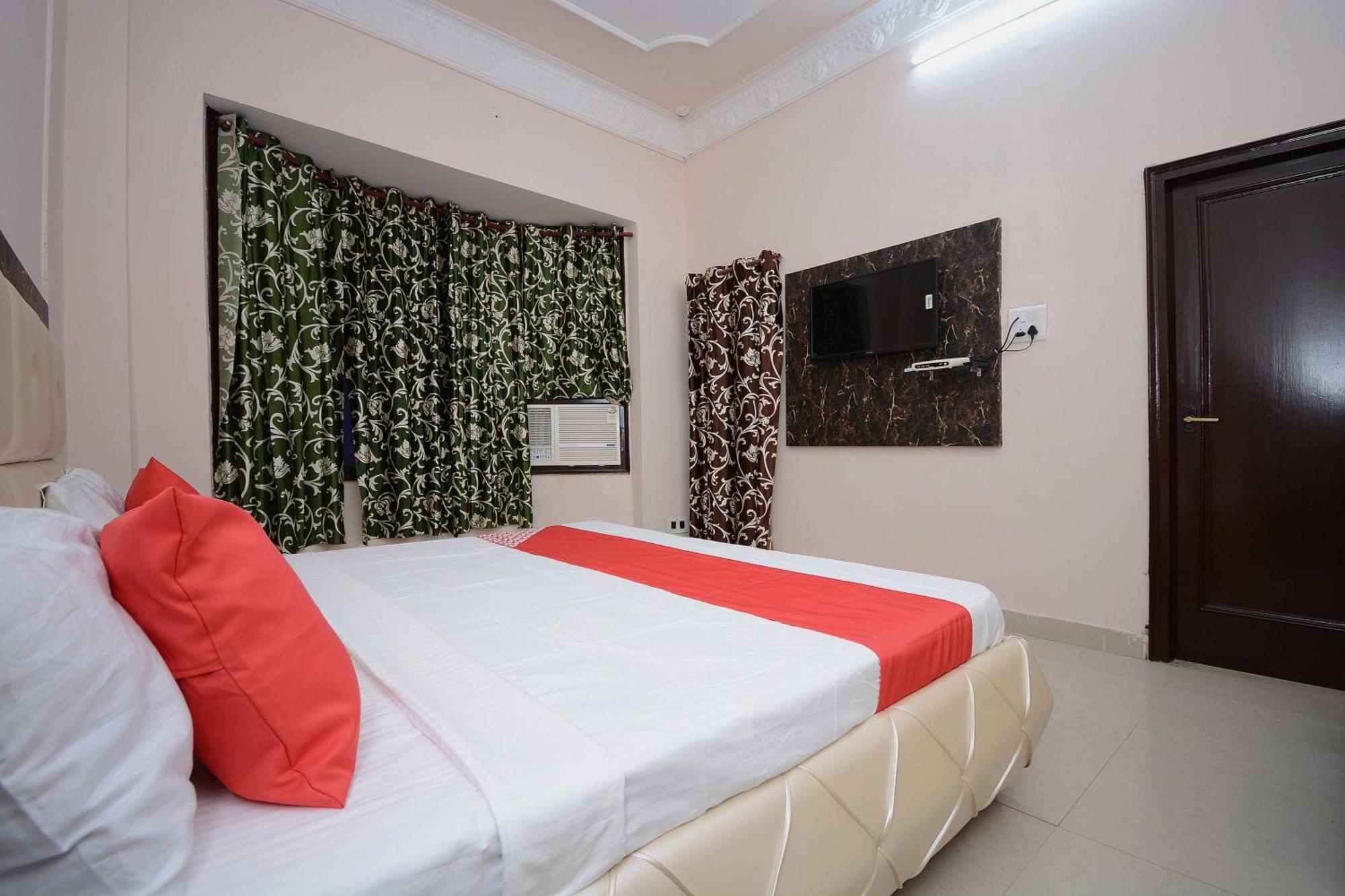 Hotel Asia Palace Pathānkot Εξωτερικό φωτογραφία