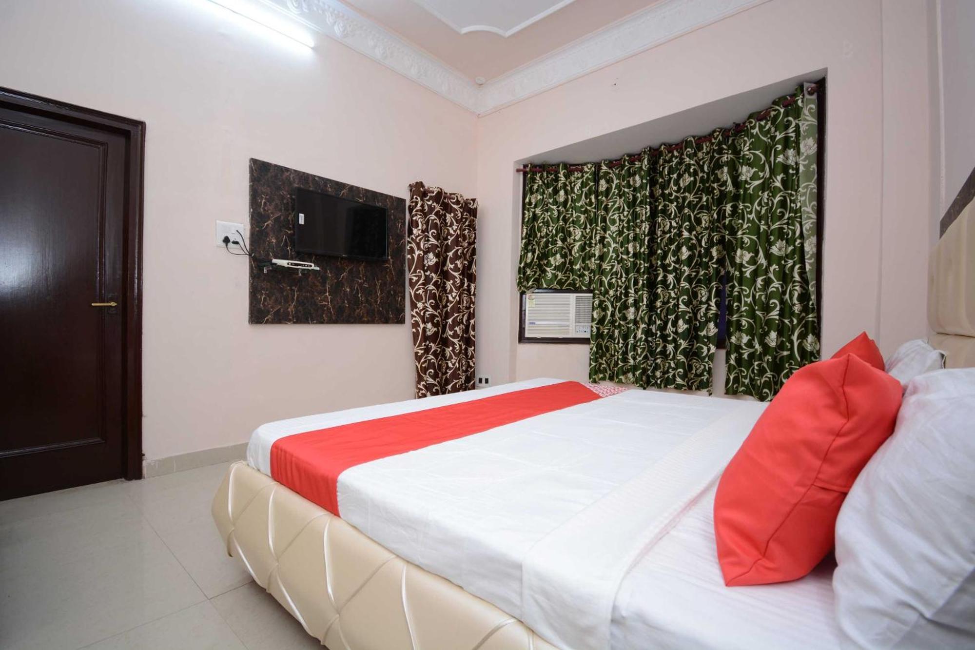 Hotel Asia Palace Pathānkot Εξωτερικό φωτογραφία