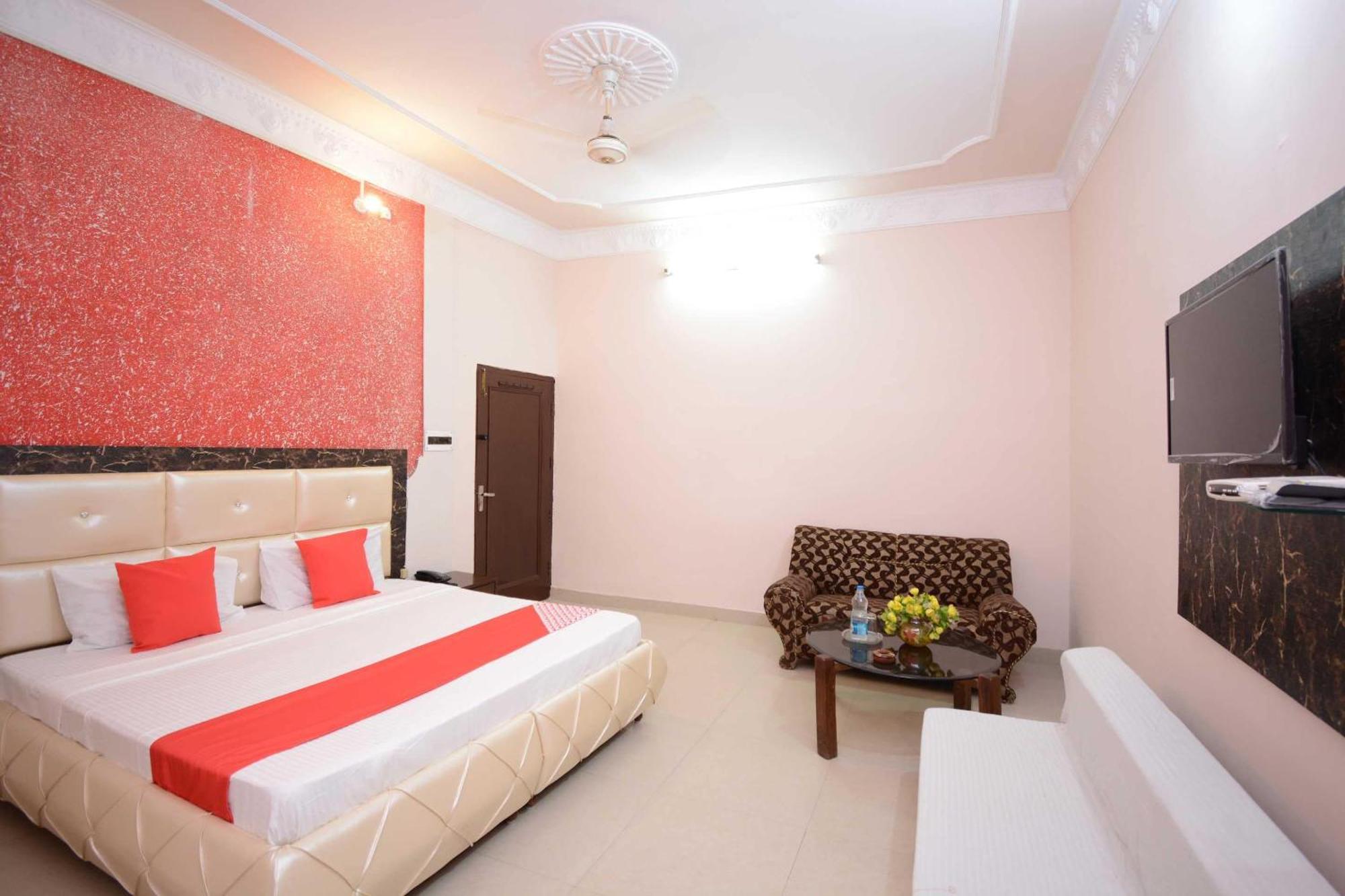 Hotel Asia Palace Pathānkot Εξωτερικό φωτογραφία