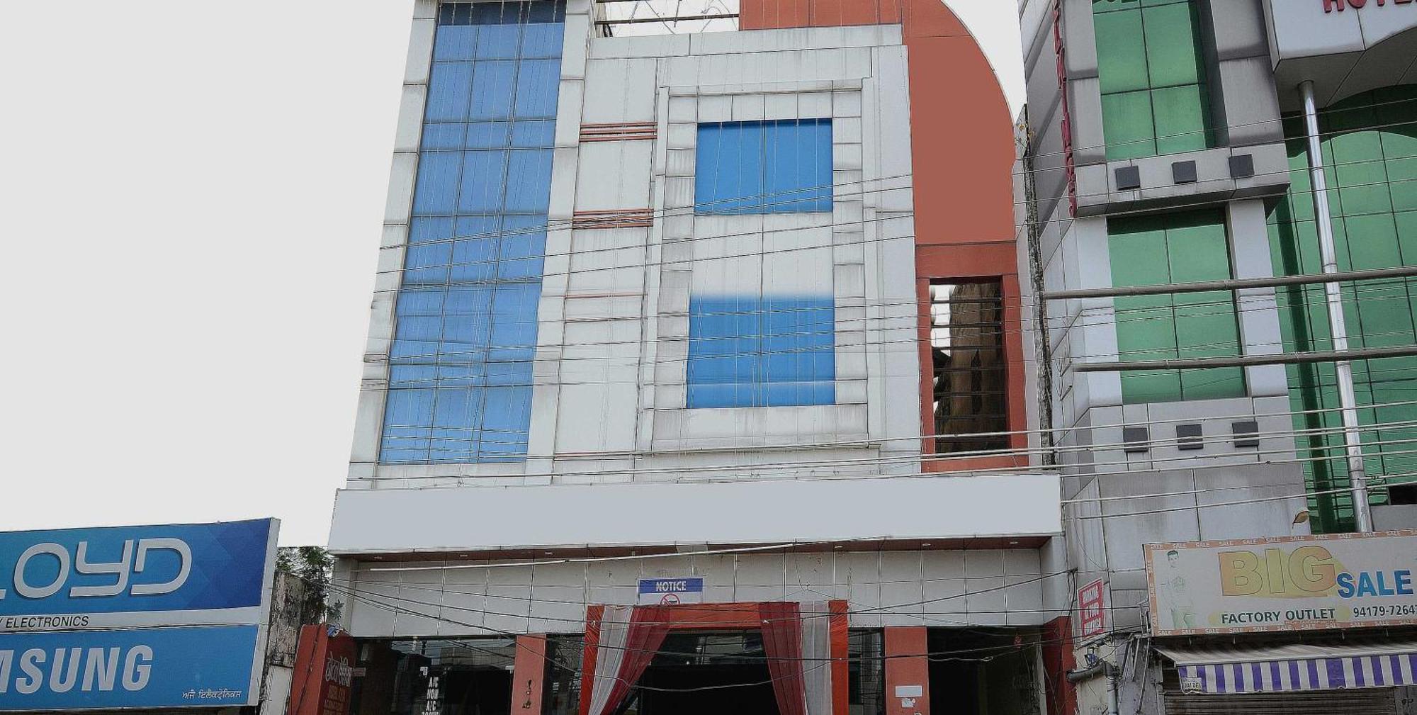 Hotel Asia Palace Pathānkot Εξωτερικό φωτογραφία