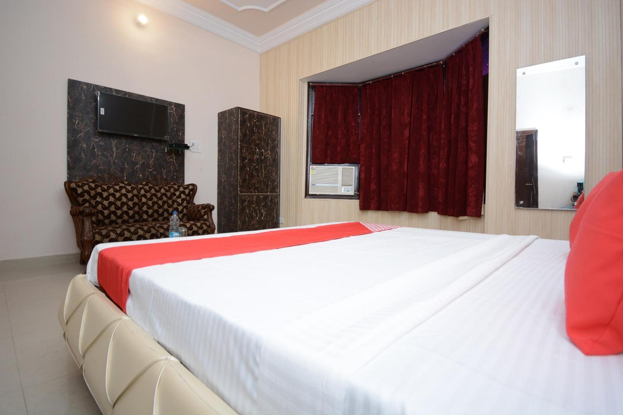Hotel Asia Palace Pathānkot Εξωτερικό φωτογραφία