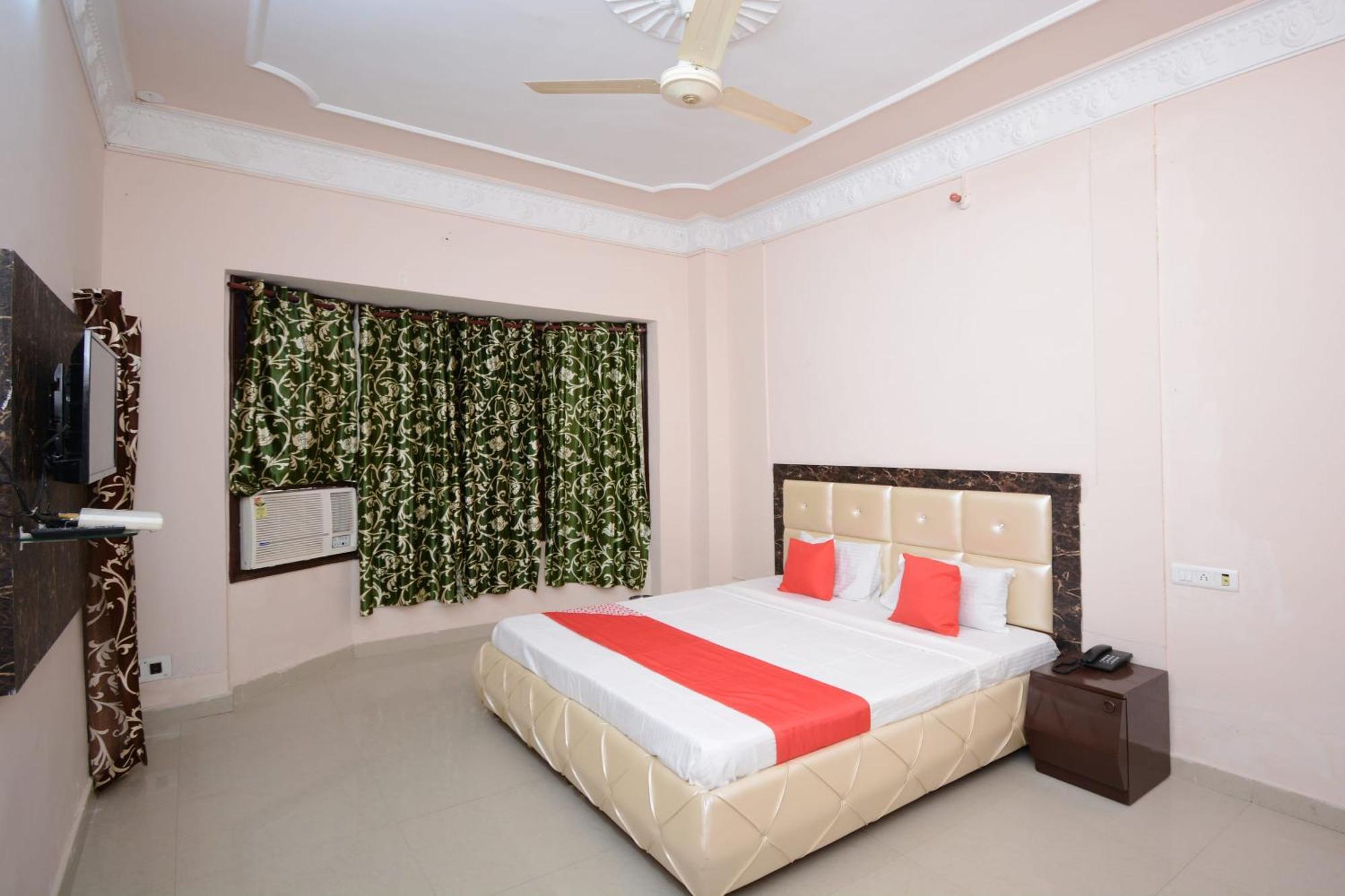 Hotel Asia Palace Pathānkot Εξωτερικό φωτογραφία
