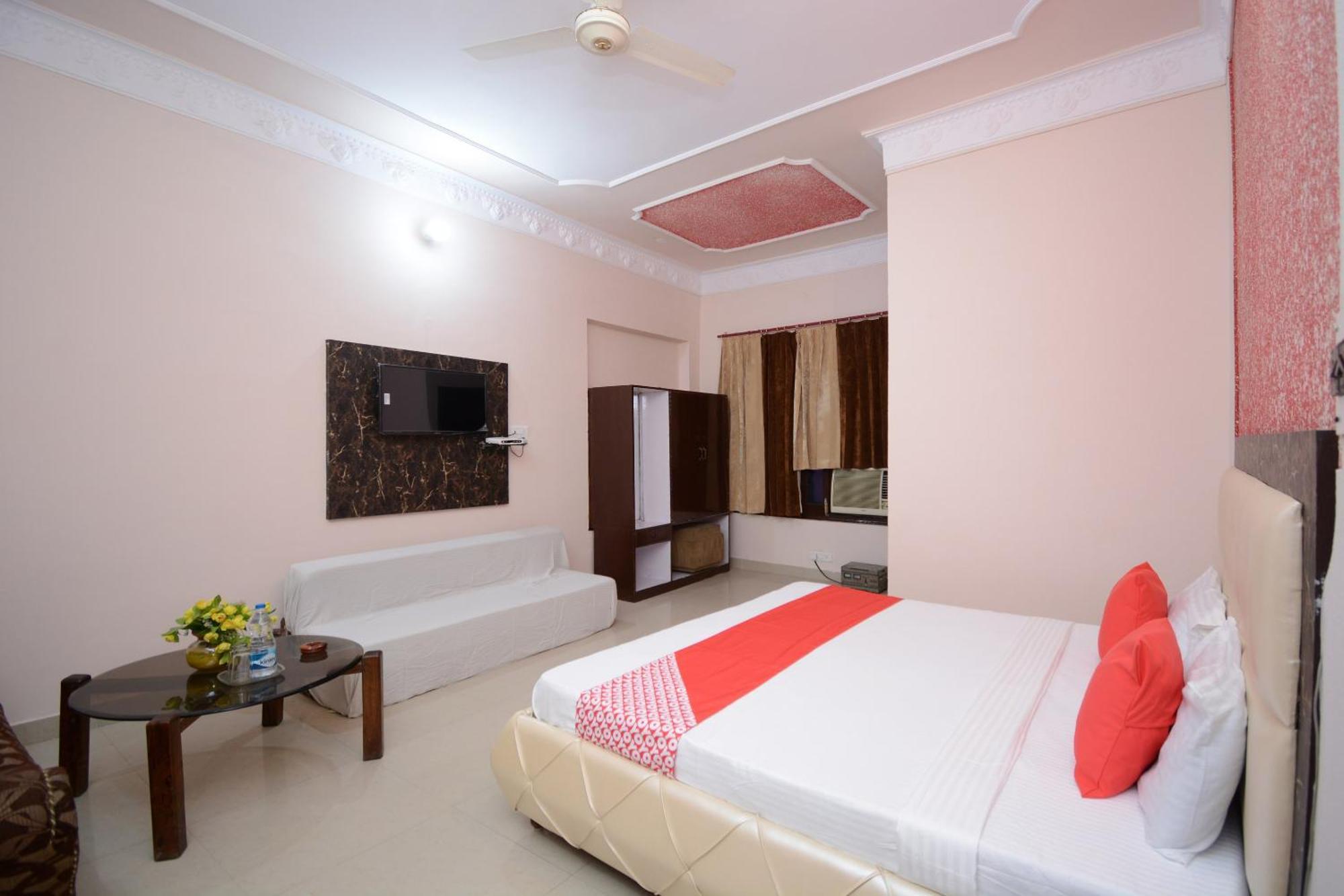 Hotel Asia Palace Pathānkot Εξωτερικό φωτογραφία